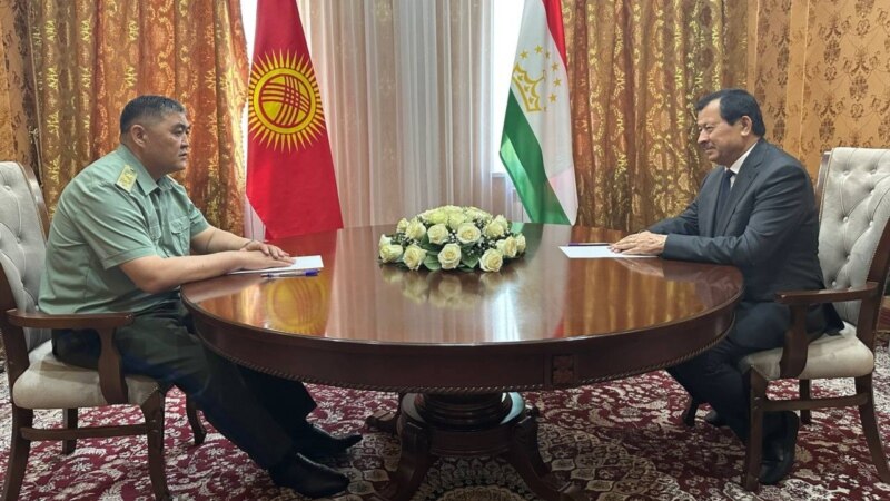 Ташиев и Ятимов обсудили вопросы кыргызско-таджикской государственной границы