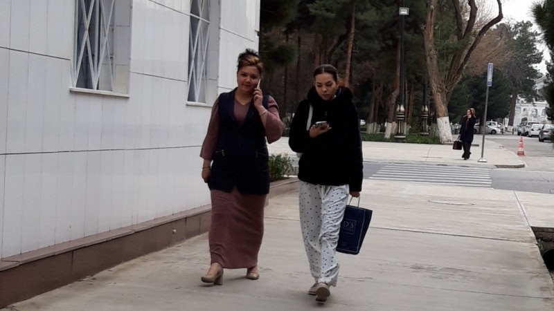 Çeşmeler: Bloggerleriň ençemesine G.Berdimuhamedowyň doglan gününi gutlap, wideo çap etmek tabşyryldy