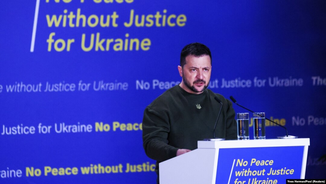 Președintele Zelenski a ținut un discurs la Haga, intitulat ”Nu există pace fără dreptate pentru Ucraina”.

