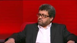 داکتر صخره: مدارس باید محدود و نصاب تعلیمی خوب داشته باشند