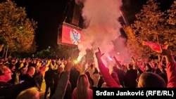 Protestuesit në Podgoricë duke kërkuar të Andrija Mandiqi të mos pranohet si kryetar i Kuvendit të Malit të Zi, 30 tetor 2023.