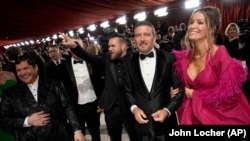 Антонио Бандерас и Никол Кимпел на наградите "Оскар", 12 март 2023 г.