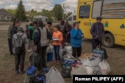 Эвакуация местных жителей из города Волчанск. Харьковская область, 12 мая 2024 года
