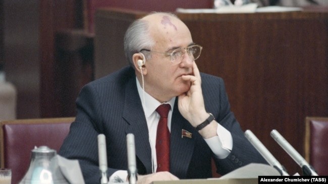 Михаил Горбачев, президент СССР