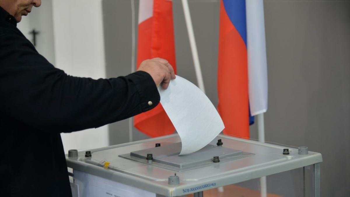 In Russia, the main day of voting in regional elections is underway