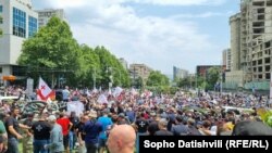 Гомофобный митинг в Грузии в 2023 году