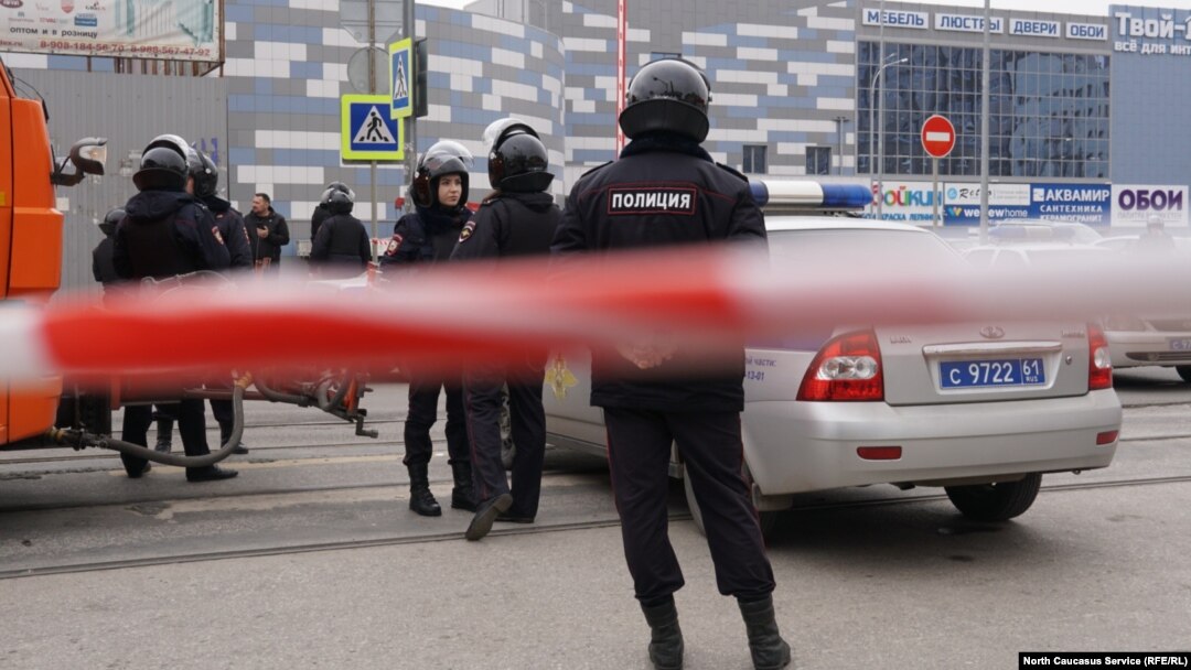 Russian police attend the scene of the deadly fire in Rostov-on-Don on March 16.