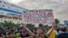 Ռուս զբոսաշրջիկներին նորից բողոքի ակցիաներով են «դիմավորել» Բաթումում