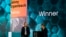 Дженни Эрпенбек и Михаэль Хофман на церемонии вручения Международного Букера, 21 мая 2024 года