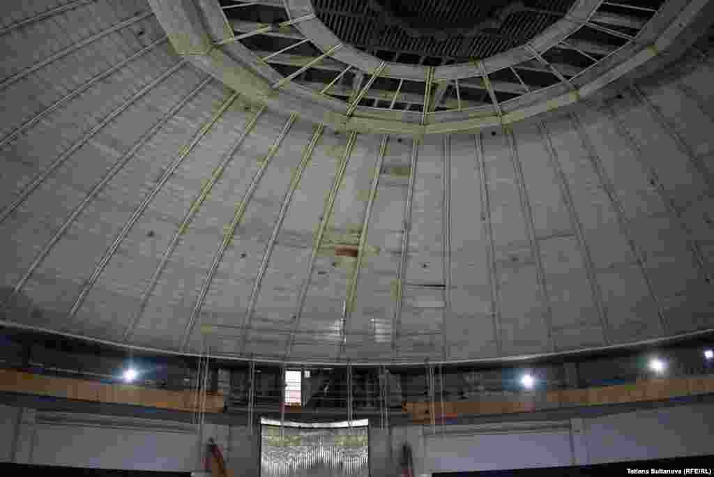 Cupola Circului fotografiată din interior.&nbsp;