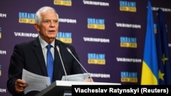 Josep Borrell, az EU kül- és biztonságpolitikai főképviselője Kijevben 2023. október 1-jén