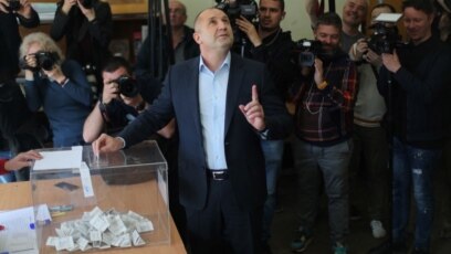 Президентът Румен Радев насрочи провеждането на изборите за кметове и