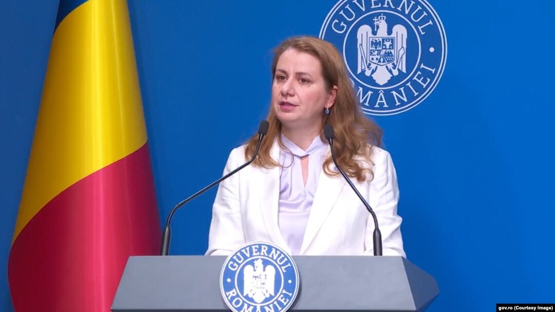 Ligia Deca spune că 189 de școli au încă toaleta în curte la început de an școlar 2023-2024.