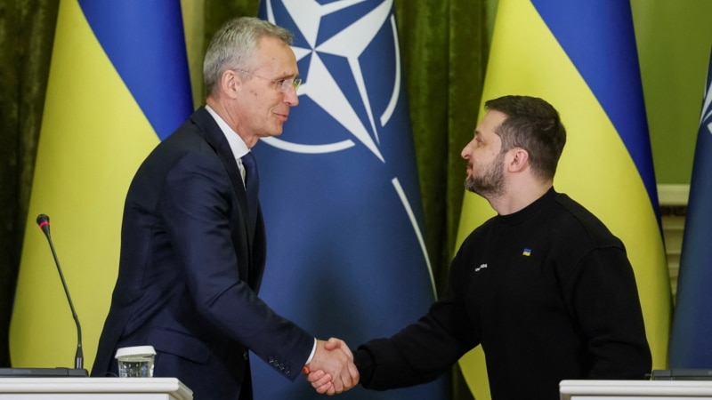 Zelenski speră la continuarea „cooperării fructuoase” cu NATO după prelungirea mandatului lui Stoltenberg