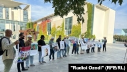 Акция протеста таджикских и узбекских оппозиционеров в Берлине, 29 сентября 2023 г.