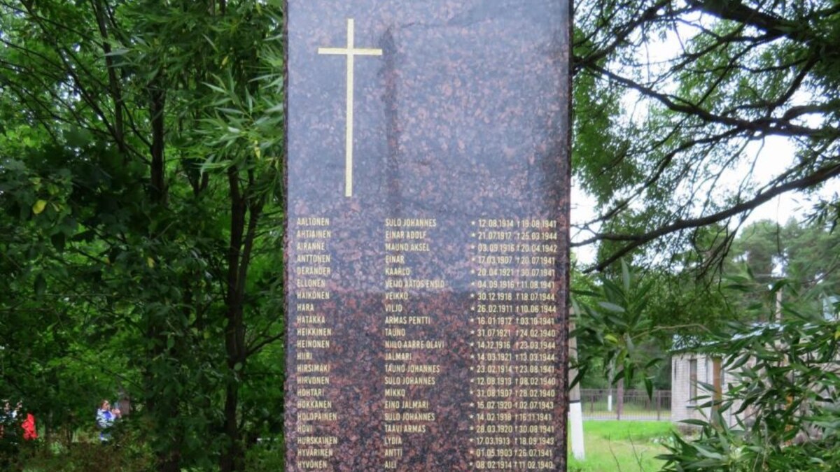 Под Петербургом исчез памятник погибшим финским солдатам