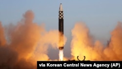 Një raketë balistike ndërkontinentale e lëshuar nga Koreja e Veriut më 16 mars 2023. 