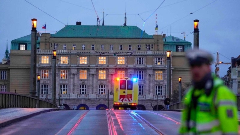 Universiteti në Pragë ku ndodhën të shtënat do të qëndrojë i mbyllur deri në shkurt