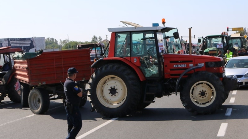 Poljoprivrednici blokirali granični prijelaz na sjeveru BiH 