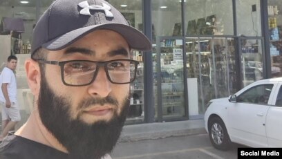 Porno video kameraga opamning mushukini yozib oldi.