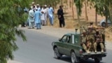 په شمالي وزيرستان کې پوځيان په خپل ګاډي کې ګزمه کوي ـ انځور له ارشيفه