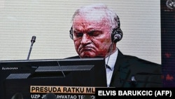 Ратко Младич дар додгоҳ