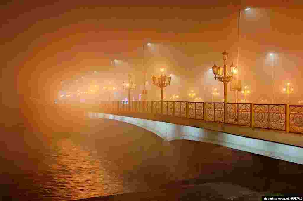 Аеро загадување, Скопје, мост на реката Вардар