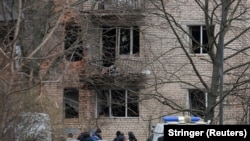 Последствия попадания украинского дрона в жилой дом на Пискаревском проспекте, 2 марта 2024 года