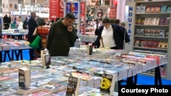 Piața de carte din România valorează aproximativ 100 de milioane de euro, printre cele mai mici din Europa.