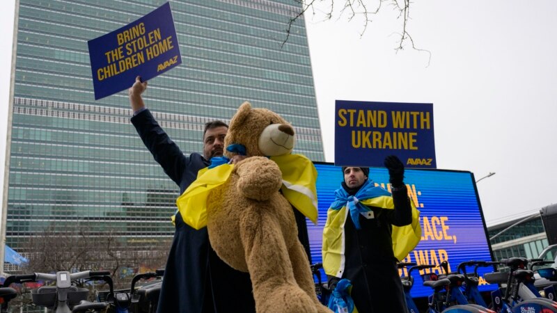 SAD produžile boravak  Ukrajincima koji su pobegli od rata