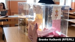 Glasačke kutije na izborima u Srbiji, 17. decembar 