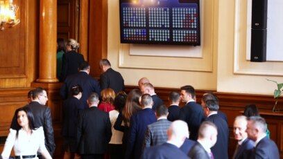 Депутатите от новоизбраното 49 то Народно събрание не успяха да изберат