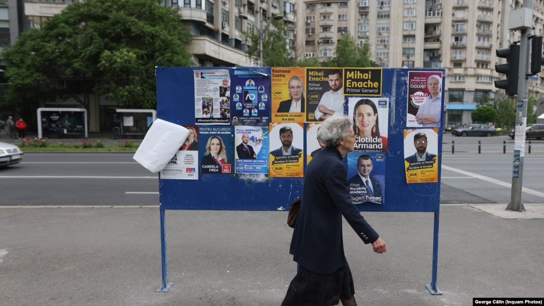 Panou publicitar pentru alegerile locale și europarlamentare din 9 iunie 2024.