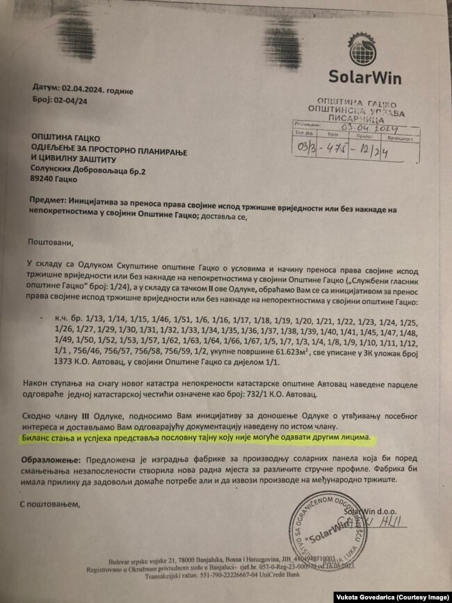 Fotokopija Inicijative za prenos prava svojine nad kasarnom kod Gacka koju je lokalnoj skupštini uputila kompanija "SolarWin".
