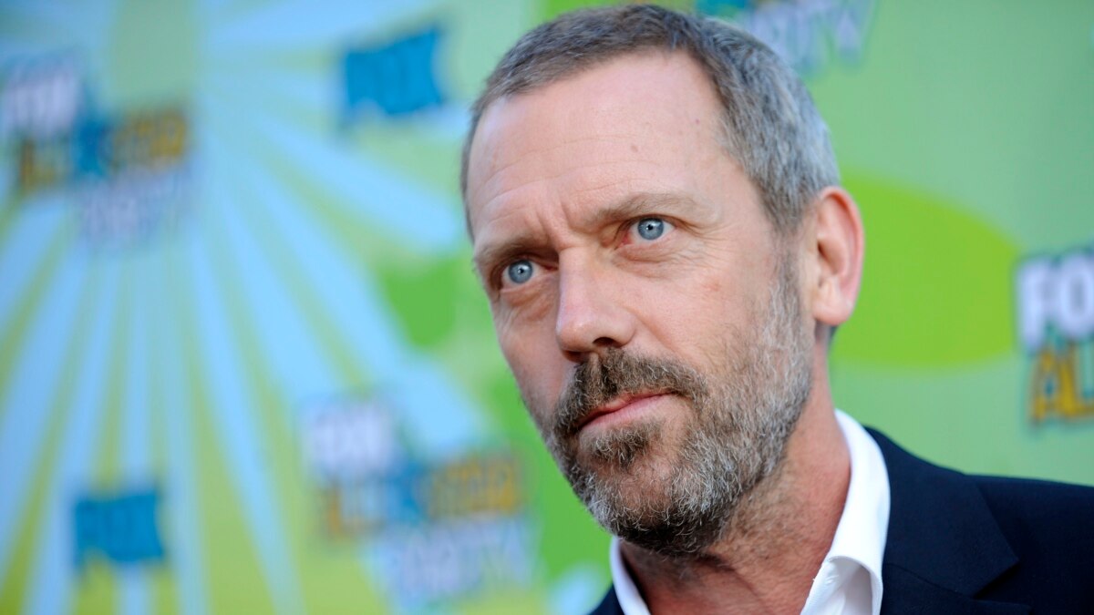 Той е актьор, музикант, писател, гребец, археолог. Става известен с