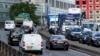Londra percepe o taxă de 15 lire pe zi pentru fiecare mașină care intră în centru, într-o încercare de a reduce aglomerația și poluarea. 