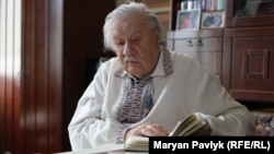 Ігор Калинець, дисидент, автор 1майже двох десятків поетичних збірок