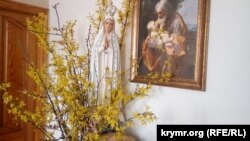 Празднование католиками Пасхи, пл. Ушакова, 9 апреля 2023 года