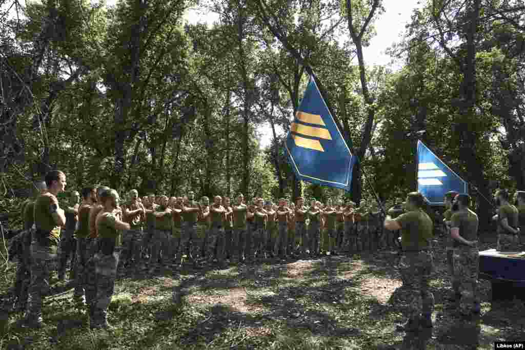 Soldiers of Ukraine&#39;s 3rd Separate Assault Brigade during a ceremony near Bakhmut on September 3. The news of Kyiv&#39;s battlefield gains comes after reports of Western unease at the slow pace of the Ukrainian advance, with some analysts saying the months-old Ukrainian counteroffensive has effectively &ldquo;stalled&rdquo; in the face of Russian defenses. &nbsp;