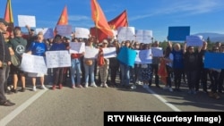 Blokadom magistrale Danilovgrad-Nikšić, protestanti zahtijevaju odlaganje popisa stanovništva. 13. oktobar 2023. 