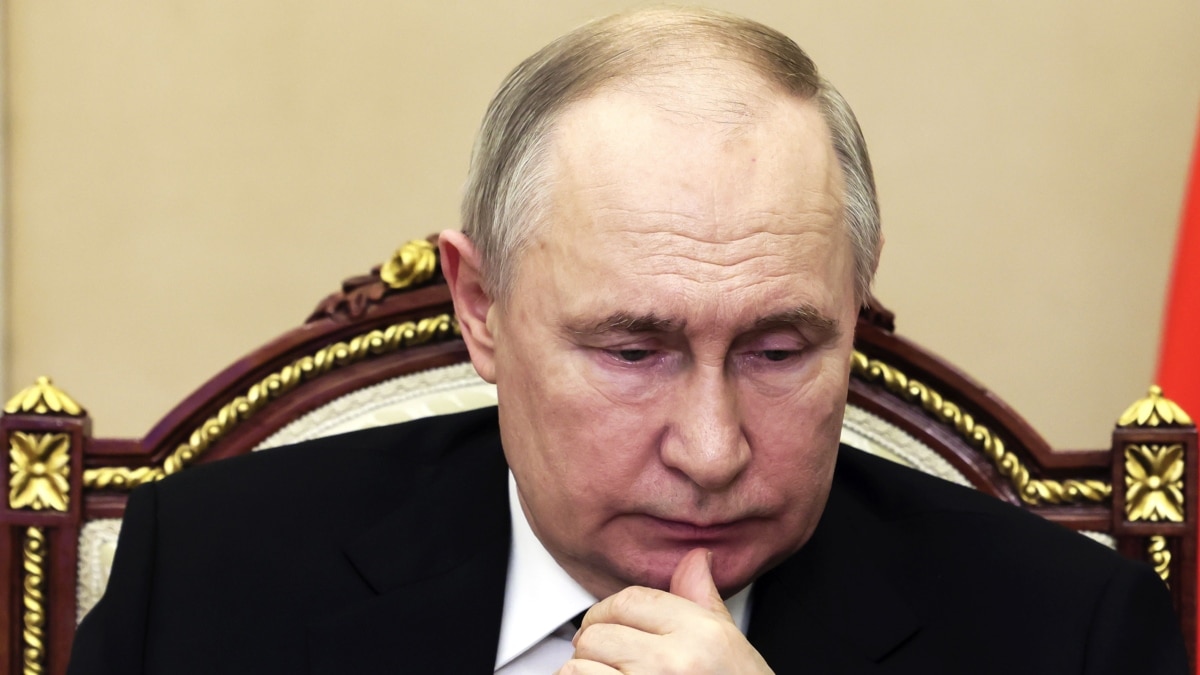 Путін намагається підкупити військових РФ, але можуть бути наслідки – розвідка Британії