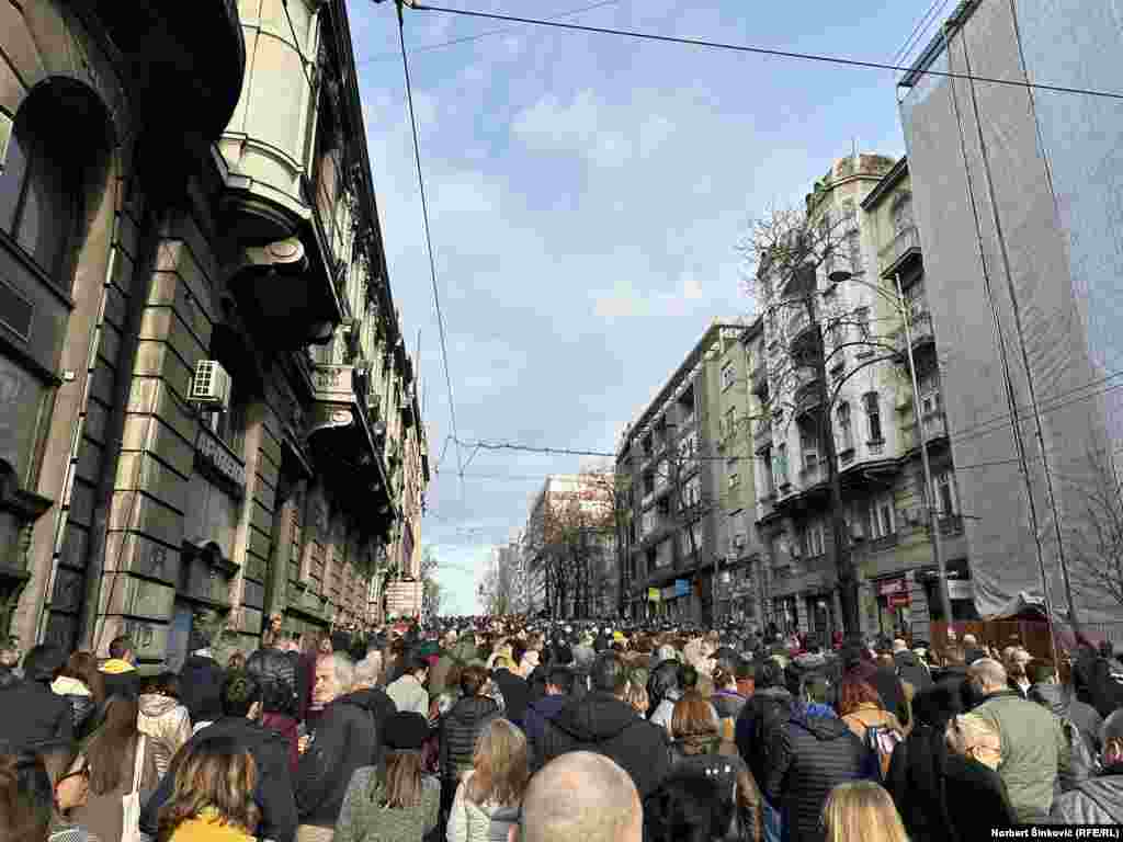 Ulice su bile pretesne za hiljade ljudi koje su se okupile na demonstracijama i u protestnoj šetnji kroz grad otišli do Ustavnog suda. Beograd, 30. decembar 2023.