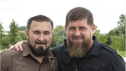 Уполномоченный по правам человека в Чечне Мансур Солтаев и глава республики Рамзан Кадыров, архивная фотография