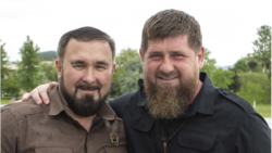 Мансур Солтаев (слева) и Рамзан Кадыров. Архивное фото