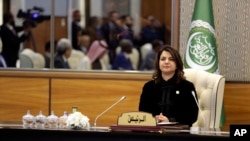 Najla el Mangouš na sastanku ministara Arapske lige u Tripoliju, januar 2023.