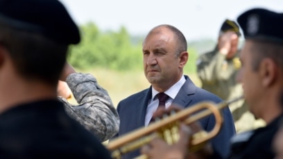 Президентът Румен Радев отдавна има позиции за Украйна различни от