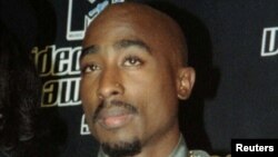 Reper Tupac Shakur na dodjeli MTV Music Video Awards u New Yorku, 4. septembra 1996.