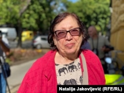 Judita Skenderović Seneš prepričava svedočenja svoje tetke Magde, koja je bila mučena od strane fašističkih snaga tokom Drugog svetskog rata u više logora u Evropi.