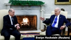 Президент США Джо Байден встречается с канцлером Германии Олафом Шольцем в Овальном кабинете Белого дома. Вашингтон, 9 февраля 2024 года