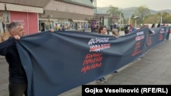 Predstavnici nevladinog sektora i građani protestuju u centru Banjaluke zbog usvajanja spornog Nacrta zakona o "stranim agentima", 28. septembar 2023.